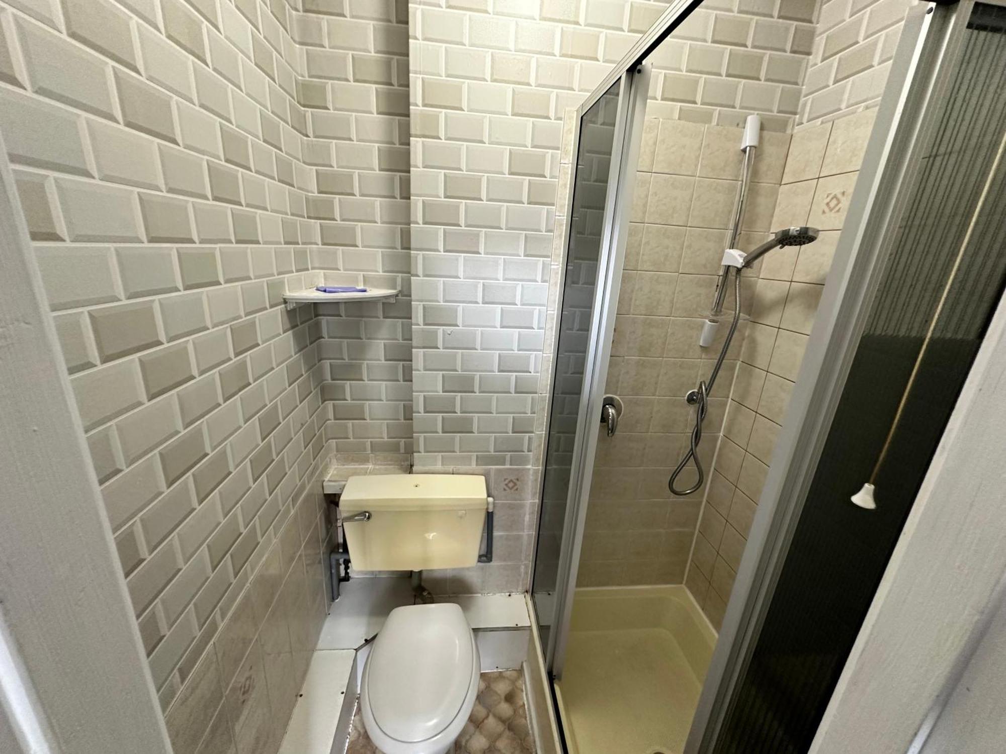 B&B Runway Blackpool - Minutes From Winter Gardens - Dog Friendly - Exceptionally Quiet - Very Close H&A Social Club (Adults Only) ภายนอก รูปภาพ